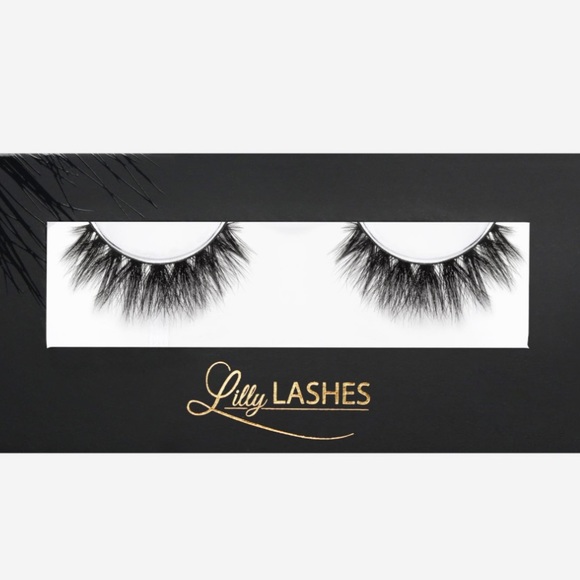 Lilly Lashes Other Lilly Lashes Poshmark